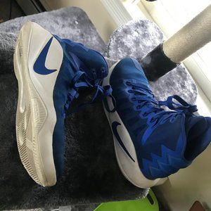 Nike Zoom Hyperdunks 2016 Women Basketball Sneaker